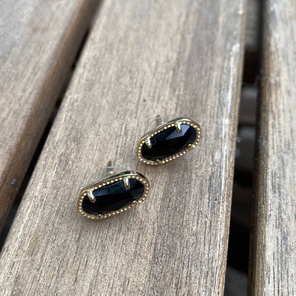 Kendra Scott | black stone stud earrings